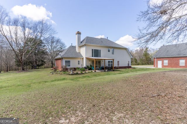 2101 NE Indian Shoals Drive, Loganville, GA 30052