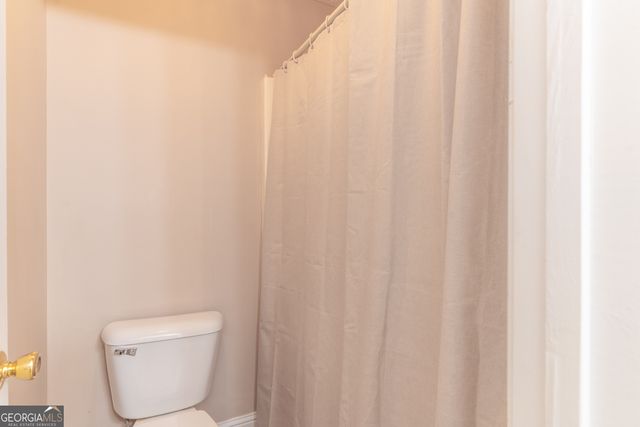 2101 NE Indian Shoals Drive, Loganville, GA 30052