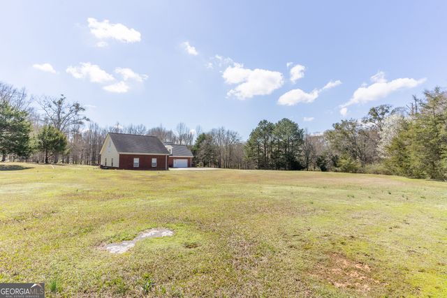 2101 NE Indian Shoals Drive, Loganville, GA 30052