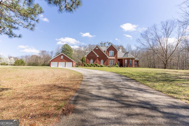 2101 NE Indian Shoals Drive, Loganville, GA 30052