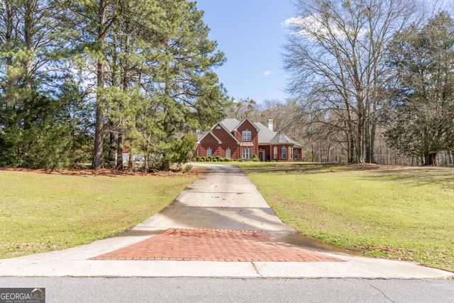 2101 NE Indian Shoals Drive, Loganville, GA 30052