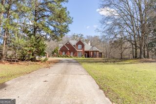 2101 NE Indian Shoals Drive, Loganville, GA 30052