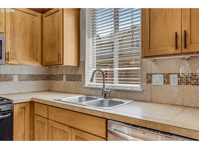 12662 ANITA Pl, Oregon City, OR 97045