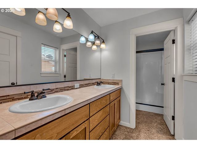 12662 ANITA Pl, Oregon City, OR 97045