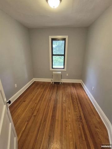 67 W Main Street, Bogota, NJ 07603