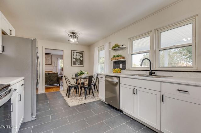 617 Lamont Street, Johnson City, TN 37604