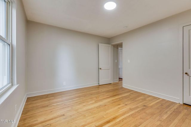 617 Lamont Street, Johnson City, TN 37604