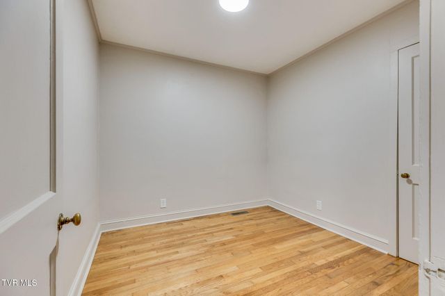 617 Lamont Street, Johnson City, TN 37604