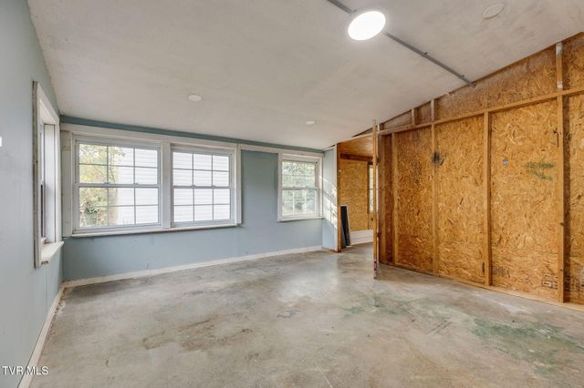 617 Lamont Street, Johnson City, TN 37604