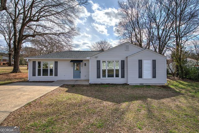 30 Grove Circle, Cartersville, GA 30120