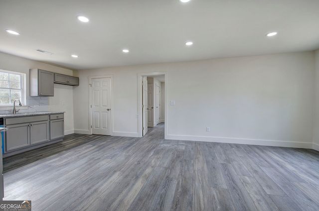 30 Grove Circle, Cartersville, GA 30120