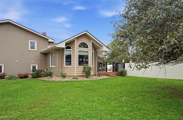5652 Bonnell Drive, Youngstown, OH 44512