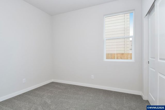 1339 Parkside Av, Woodburn, OR 97071