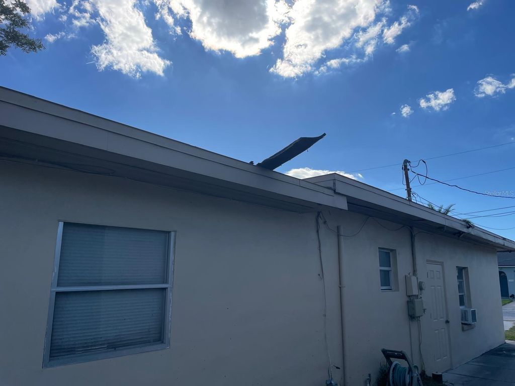 Image 3 of property listing at 13900 MURIEL AVENUE, Hudson, FL 34667