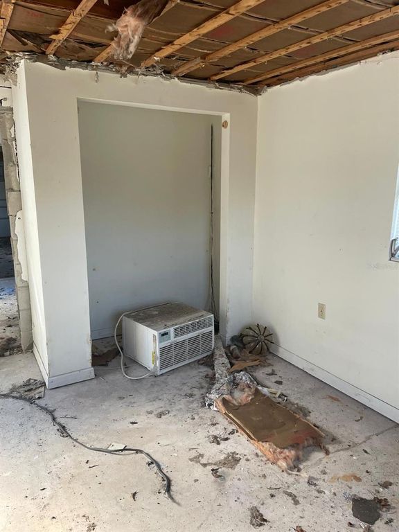 Image 23 of property listing at 13900 MURIEL AVENUE, Hudson, FL 34667