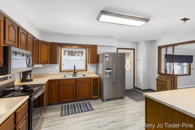 8411 Spring Road, Stanton, MI 48888