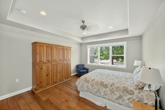 1407 Rustler Peak Street, Central Point, OR 97502