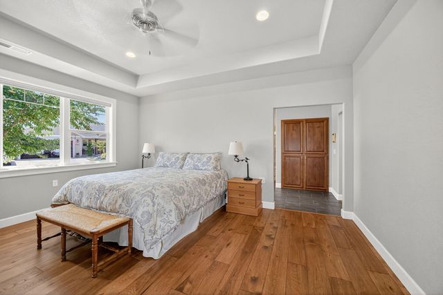 1407 Rustler Peak Street, Central Point, OR 97502