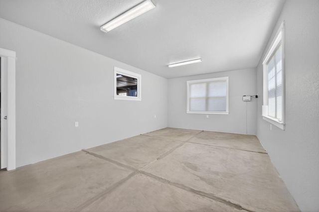 1407 Rustler Peak Street, Central Point, OR 97502