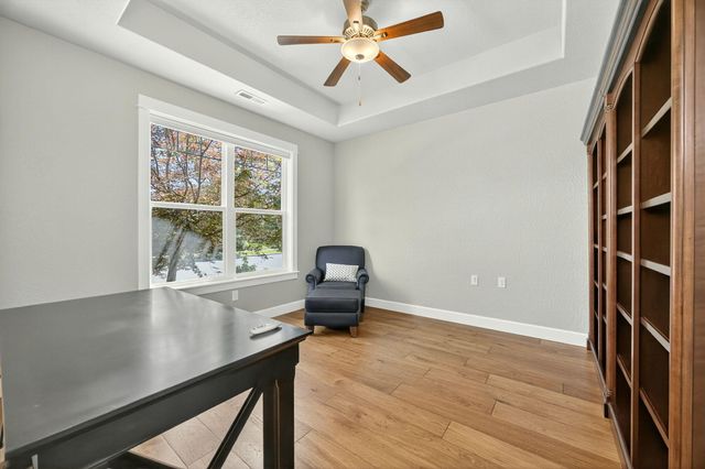 1407 Rustler Peak Street, Central Point, OR 97502