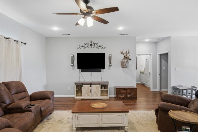 2280 Vz County Road 2501, Canton, TX 75103