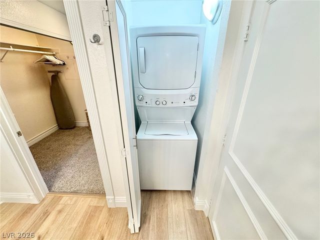 260 East Flamingo Road 203, Las Vegas, NV 89169