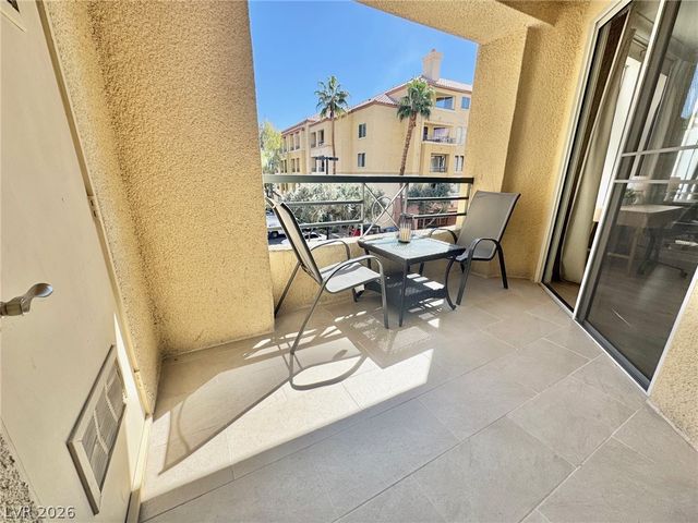 260 East Flamingo Road 203, Las Vegas, NV 89169