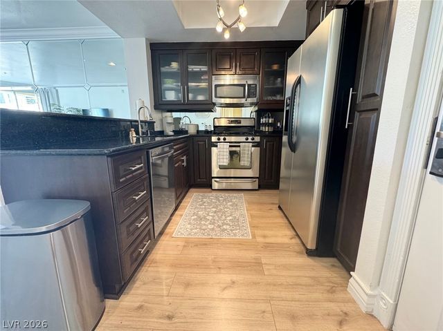 260 East Flamingo Road 203, Las Vegas, NV 89169