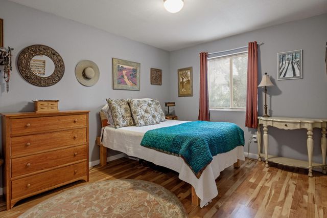 412 N Desert Rose Loop, Sisters, OR 97759