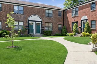 196-30 67th Avenue 1, Fresh Meadows, NY 11365