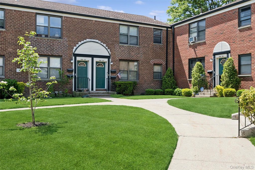 196-30 67th Avenue 1, Fresh Meadows, NY 11365
