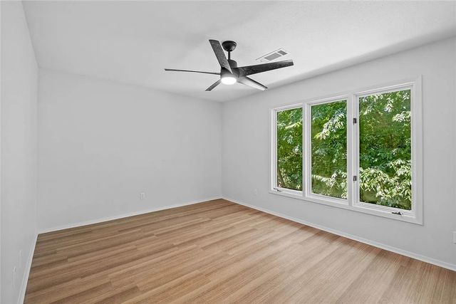 30 Mellor Lane, Bella Vista, AR 72715