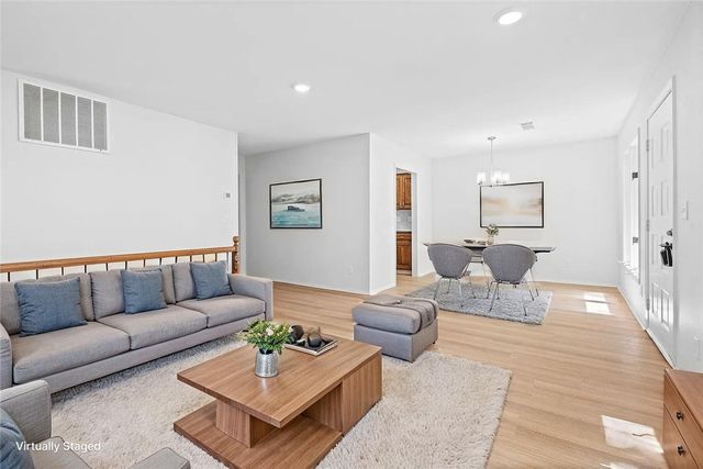 30 Mellor Lane, Bella Vista, AR 72715