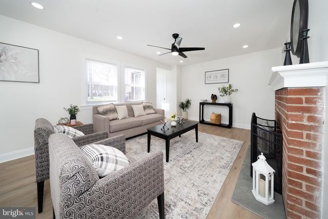 18 MCMULLEN AVE, New Castle, DE 19720