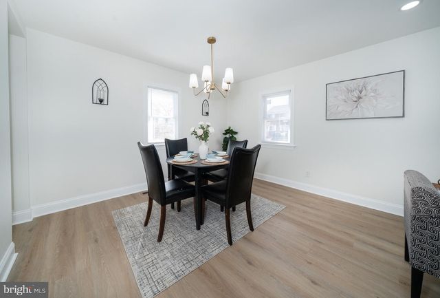 18 MCMULLEN AVE, New Castle, DE 19720