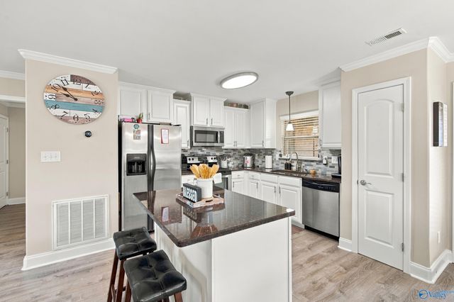 245 Fields Pond Drive, Madison, AL 35756