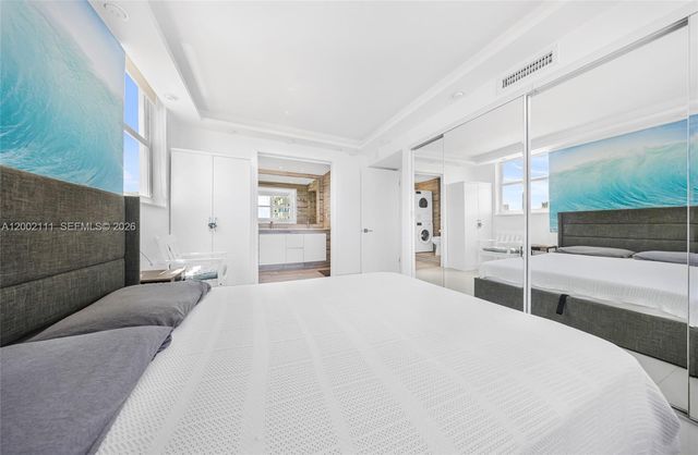 465 Ocean Dr 906, Miami Beach, FL 33139