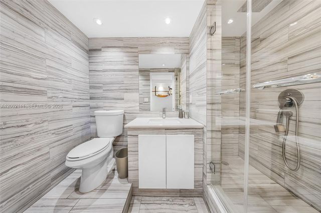 465 Ocean Dr 906, Miami Beach, FL 33139