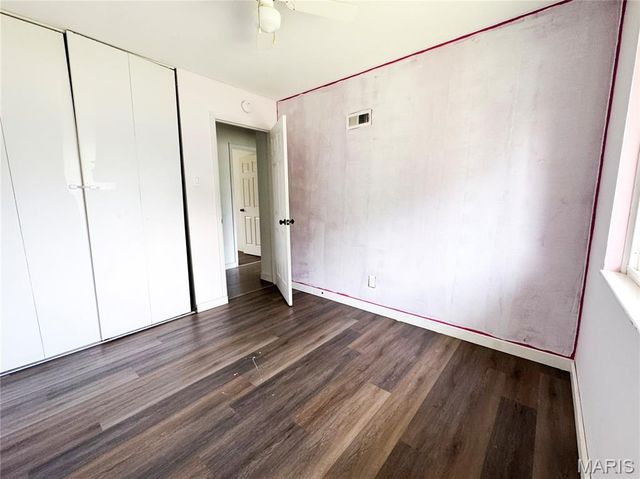 1860 Bobbinray Avenue, Florissant, MO 63031