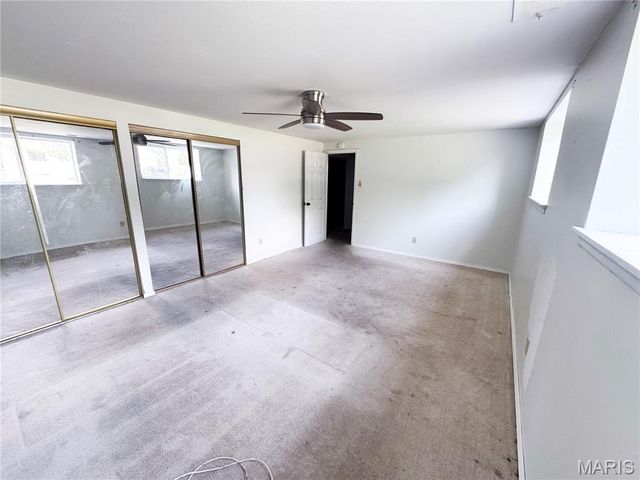 1860 Bobbinray Avenue, Florissant, MO 63031