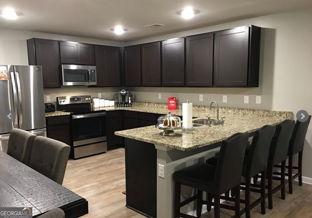 1100 Bluecoat Circle, Hampton, GA 30228