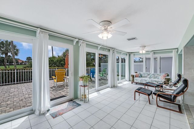 2390 Saratoga Bay Drive, West Palm Beach, FL 33409