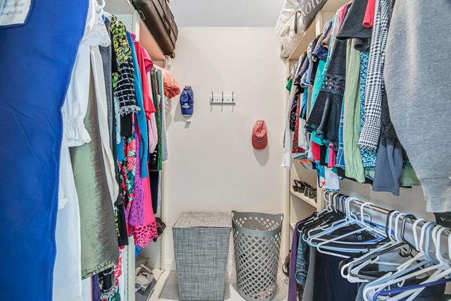 2390 Saratoga Bay Drive, West Palm Beach, FL 33409