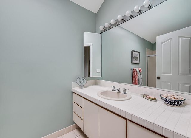 2390 Saratoga Bay Drive, West Palm Beach, FL 33409