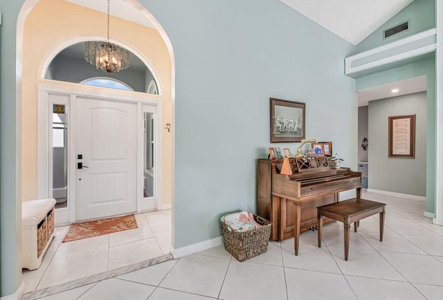 2390 Saratoga Bay Drive, West Palm Beach, FL 33409