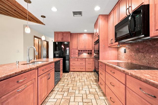 1120 NW 77TH Avenue, Plantation, FL 33322