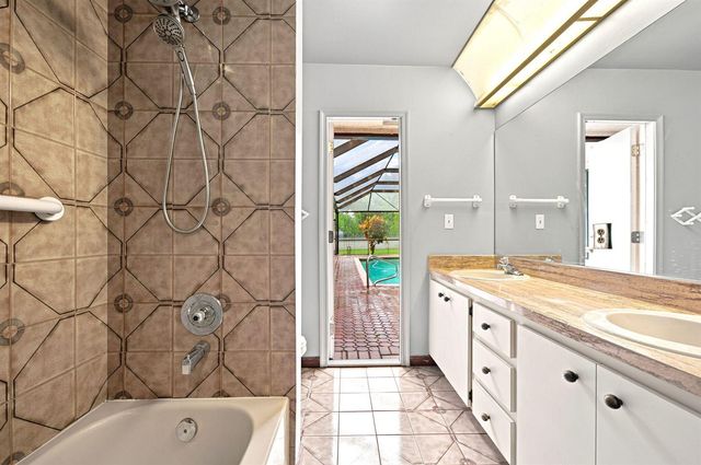 1120 NW 77TH Avenue, Plantation, FL 33322