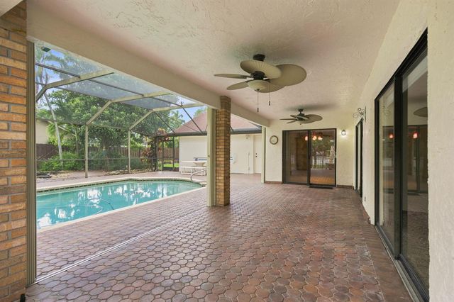 1120 NW 77TH Avenue, Plantation, FL 33322