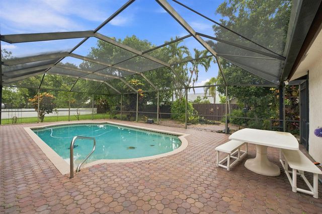 1120 NW 77TH Avenue, Plantation, FL 33322
