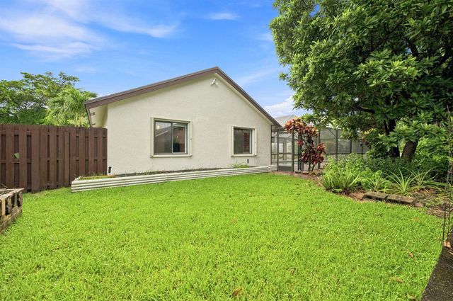 1120 NW 77TH Avenue, Plantation, FL 33322